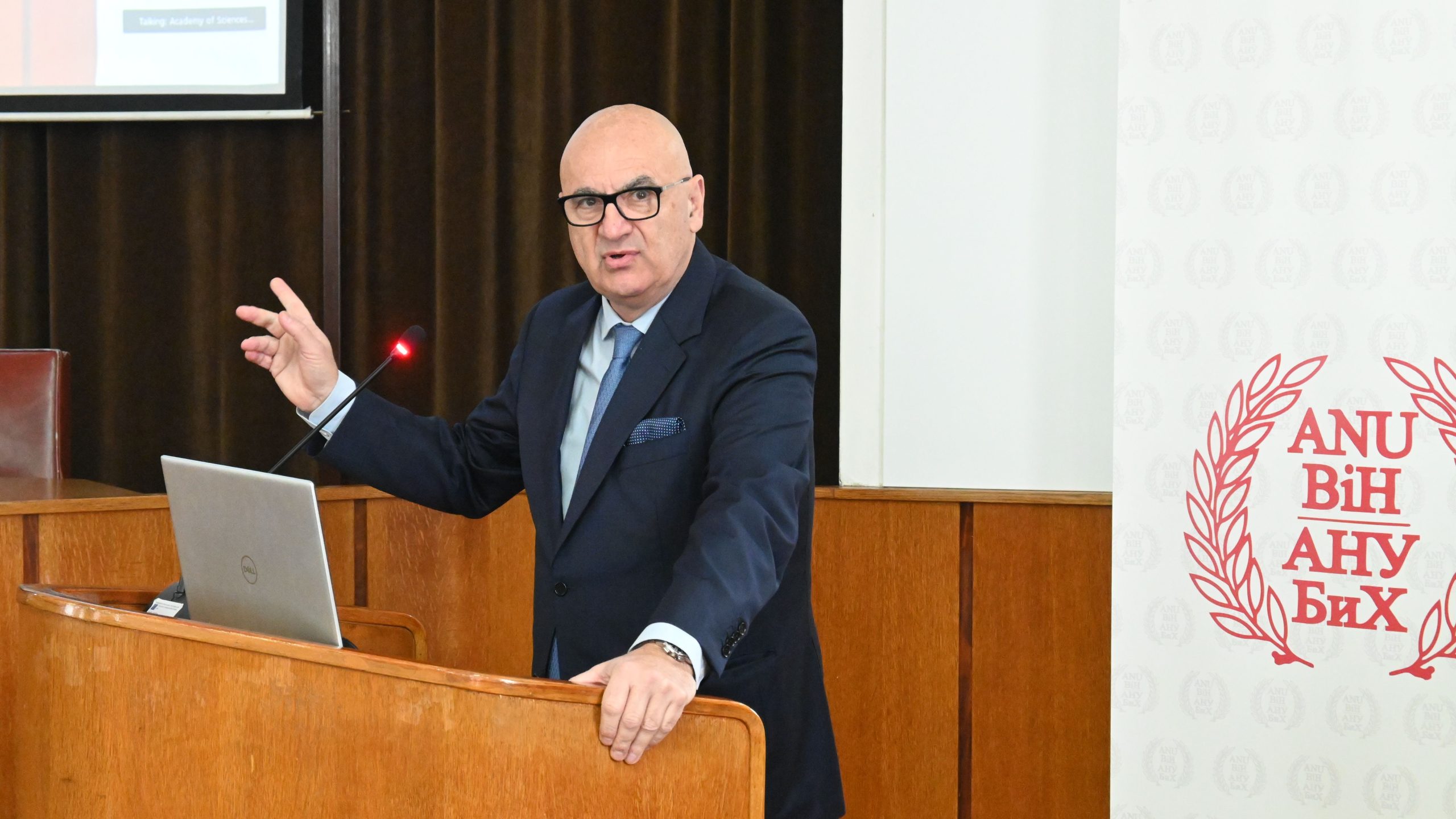 Prof. dr. Kenan Arnautović izabran je za predsjednika Svjetske federacije neurohirurških društava (WFNS)